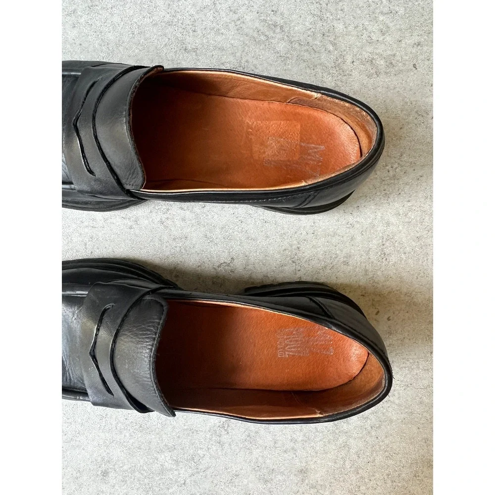 Miz Mooz Legend Black Leather Lug Sole Penny Loafers Womens Size‎ 41 EU 10 US